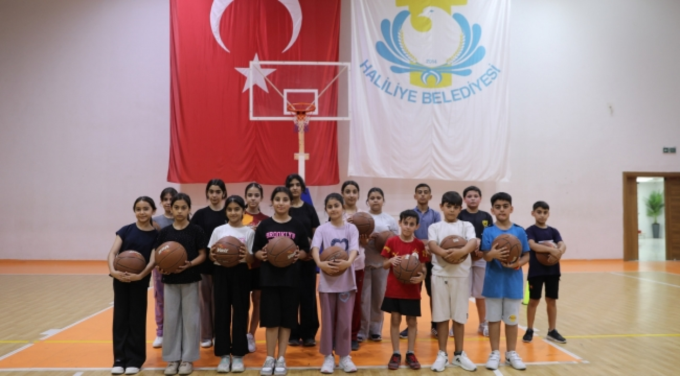 haliliye-belediyesi-gelecegin-basketbolcularini-yetistiriyor-i6a48daf20292b.jpg