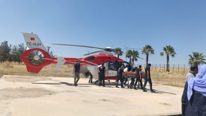 Devrilen Araçta Yaralanan Sürücü İçin Hava Ambulansı Devreye Girdi