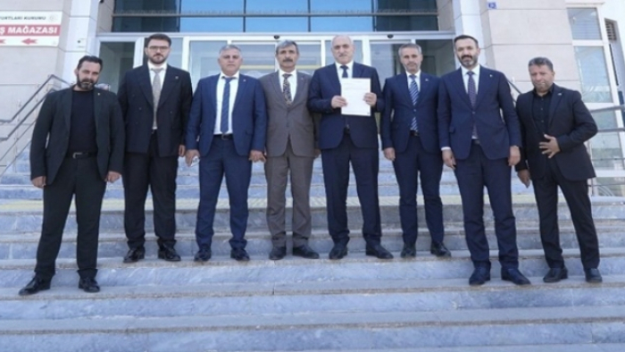 Siverek MHP'de Yeni Sayfa Açıldı! Mahmut Gülel Mazbatasını Aldı