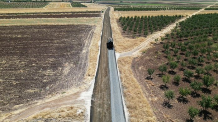 Hilvan'da 5,5 Kilometrelik Yol Yenilendi