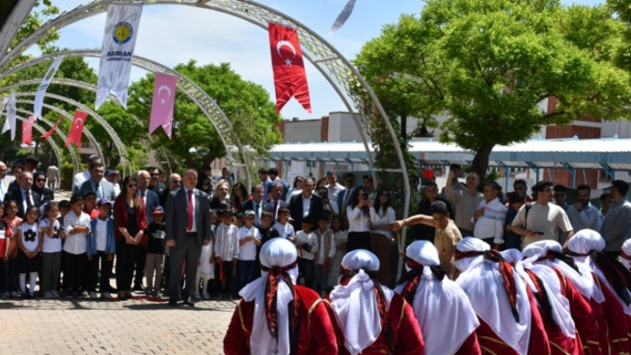 Harran Üniversitesi'nde Bahar Şenliği Coşkusu Başladı