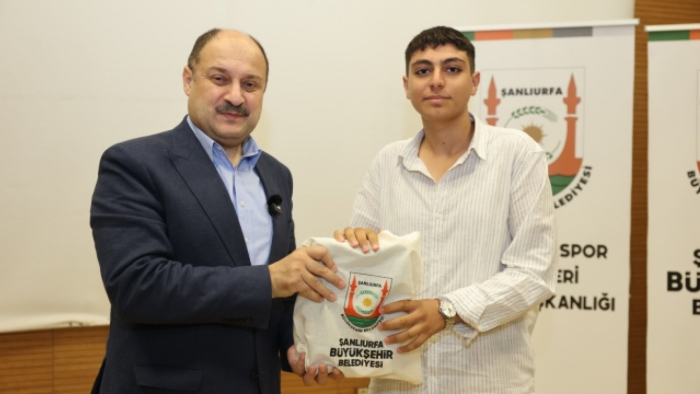 Başkan Gülpınar: "Urfa'yı Temsil Edecek Aydın Gençler Yetiştirmek En Büyük Temennimiz"