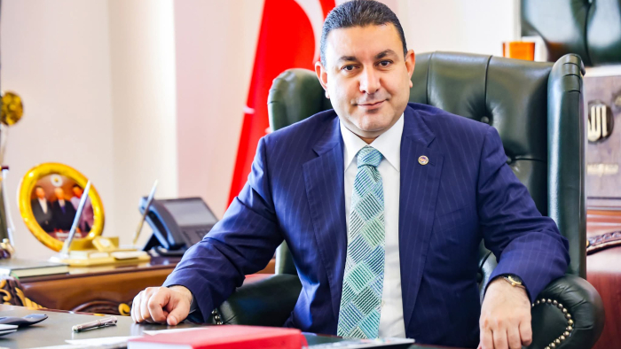 BAŞKAN ÖZYAVUZ URFA "ŞANLI" BİR TARİH YAZDI