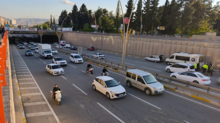 Araçlarda Yeni Dönem! Sürücülere Kritik Yasak Resmi Gazete'de