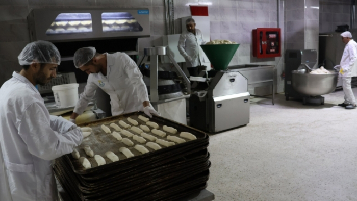 Haliliye'de Günde 7 Bin 368 Ekmek İhtiyaç Sahiplerine Ulaştırılıyor