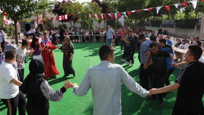 Engelsiz Hayatlar Sıra Gecesiyle Moral Buldu