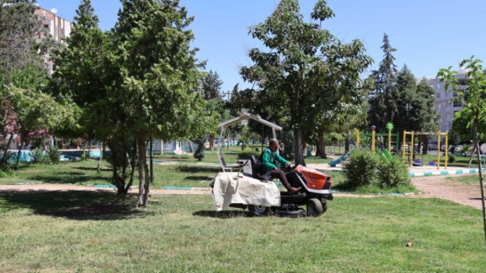 Haliliye'de Parklar Yenileniyor, Yeşil Alanlar Modernleşiyor