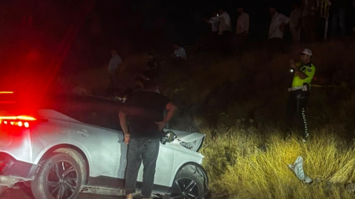 Birecik'te feci kaza: 3 kişi hayatını kaybetti, 2 yaralı
