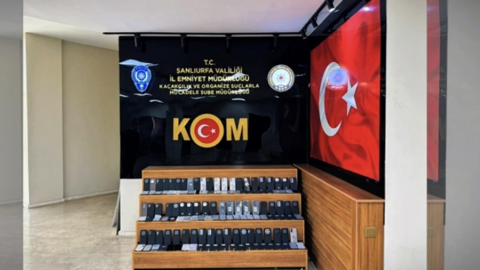 Şanlıurfa'da 3,5 Milyon TL Değerinde Kaçak Cep Telefonu Ele Geçirildi