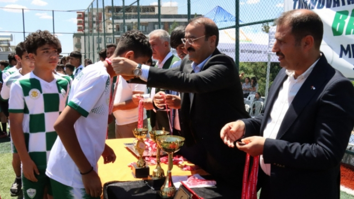 "Bağımsızlık Sporla Başlar" Futbol Turnuvası Sona Erdi