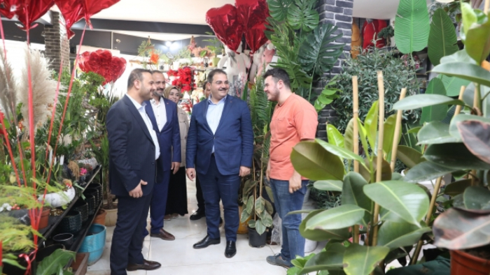 Başkan Canpolat'tan Teşkilat Buluşması Ve Esnaf Ziyareti