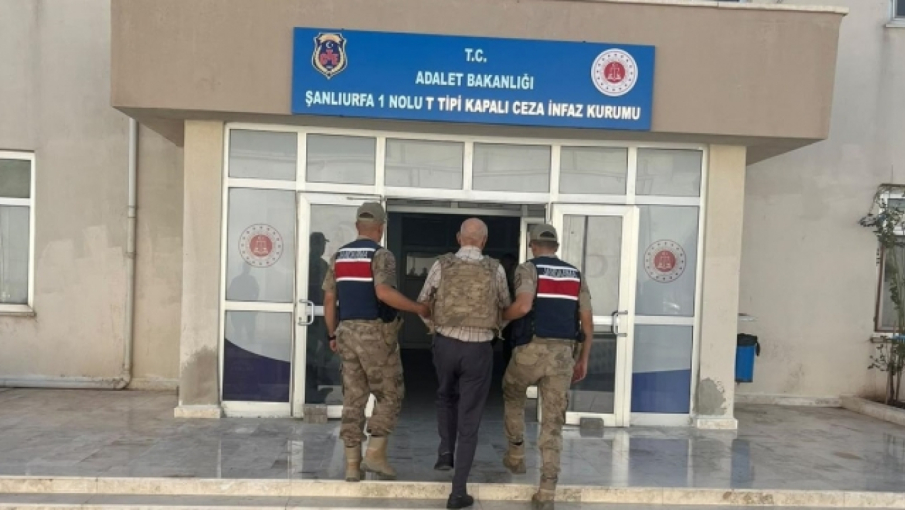 Şanlıurfa'da Firari Cinayet Zanlıya Saklandığı Adreste Yakalandı