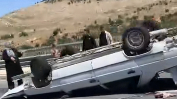 Şanlıurfa'da Takla Atan Otomobilde Aynı Aileden 5 Kişi Yaralandı