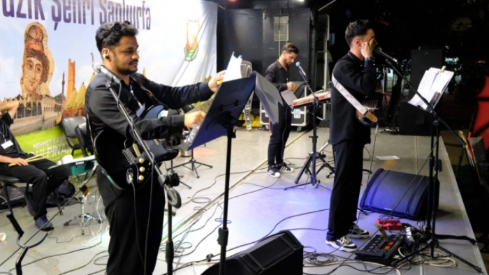Yaza Merhaba' Konserleri Başladı